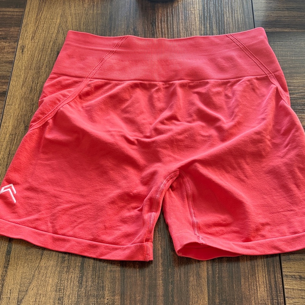 Effortless Seamless Shorts | Sweet Red